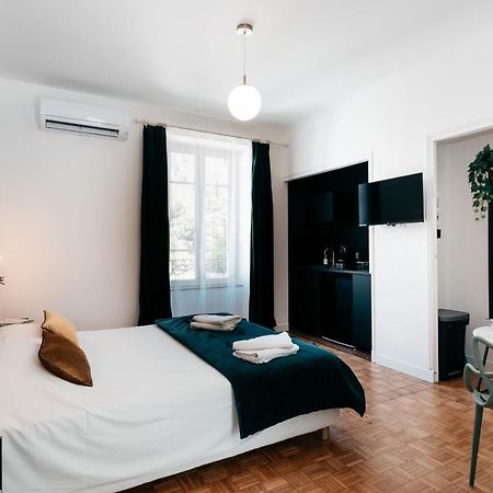 Les Précieuses Suites&Spa II Avignone Esterno foto